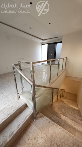 Photo by Daniel J. Schwarz